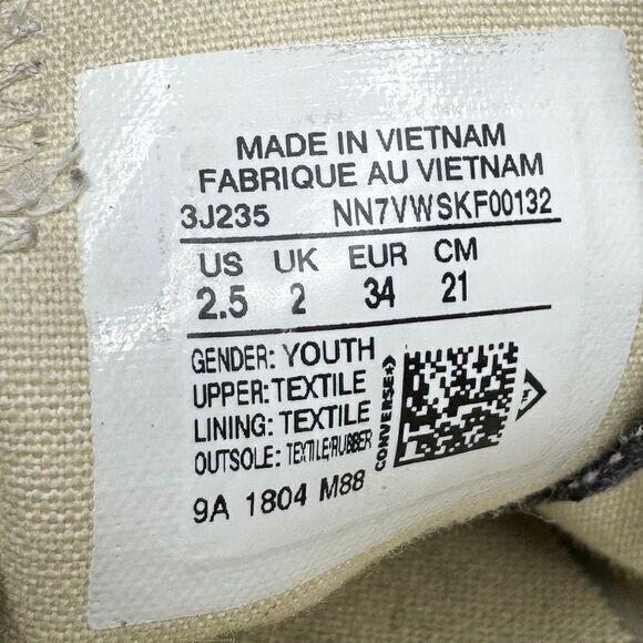 converse all star low top black/white canvas shoes size 2.5 Big Kid - Picture 6 of 6